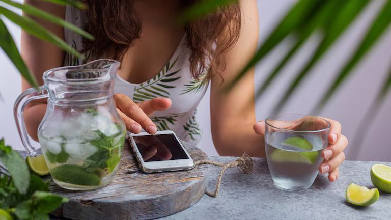 Best Morning Detox Water for Glowing Skin